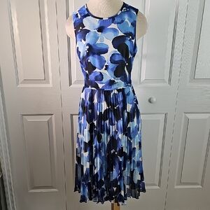 Maggy London Chiffon Midi Dress Norstrom Accordion Pleats. Size 12P.